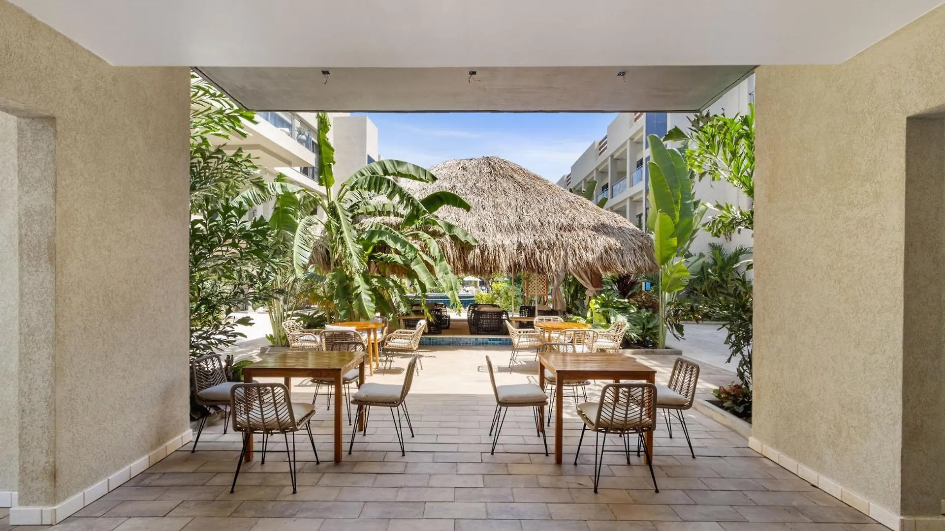 Aparthotel Bocobay Wariruri Condos Palm Beach