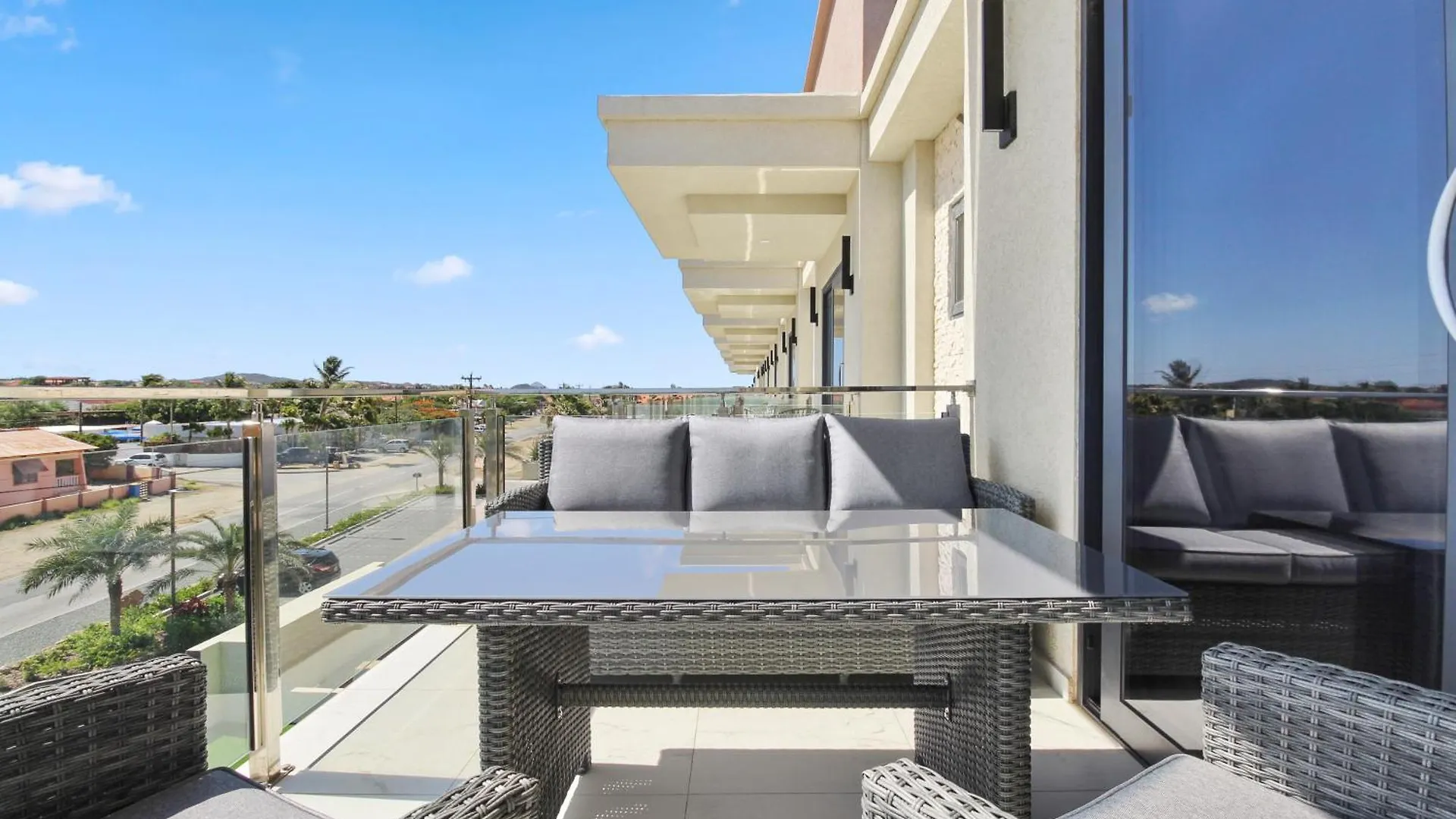 Bocobay Wariruri Condos Palm Beach Aparthotel