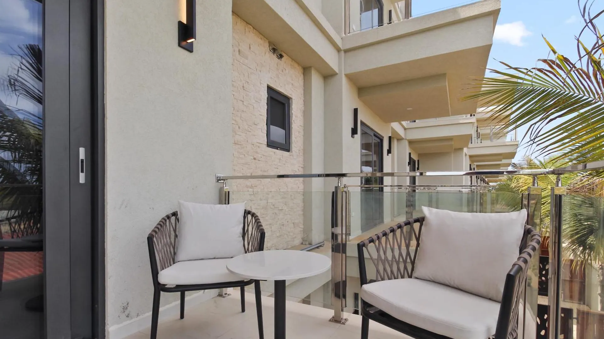 Aparthotel Bocobay Wariruri Condos Palm Beach